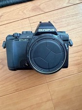 OLYMPUS STYLUS 1 Digital Camera Black F2.8 Lens Tested EVF Tilt Screen