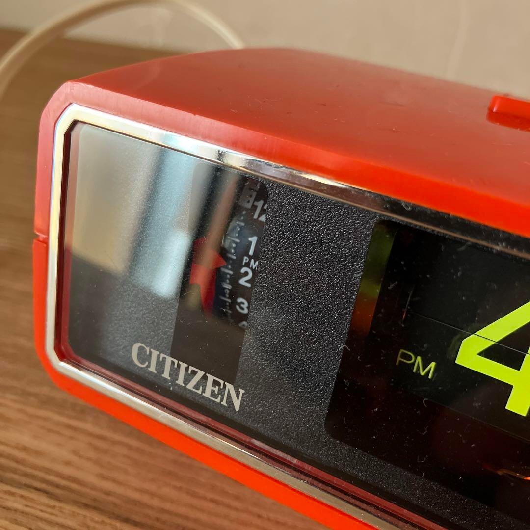 VINTAGE CITIZEN Flip Clock Quartz Battery Powered Space Age Made