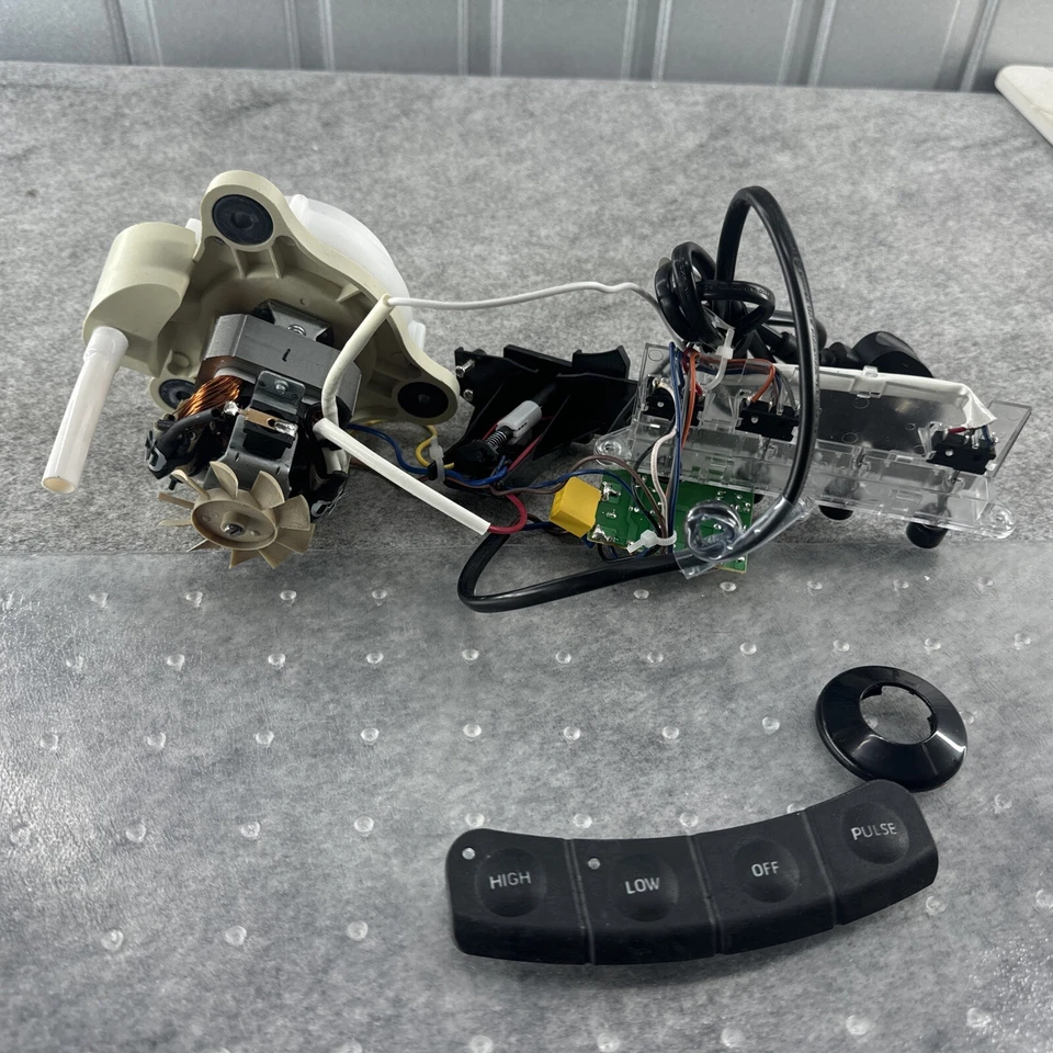 Cuisinart Easy Prep Pro  Stainless Steel | FP8U  MOTOR ONLY - WORKING - Image 3 of 4