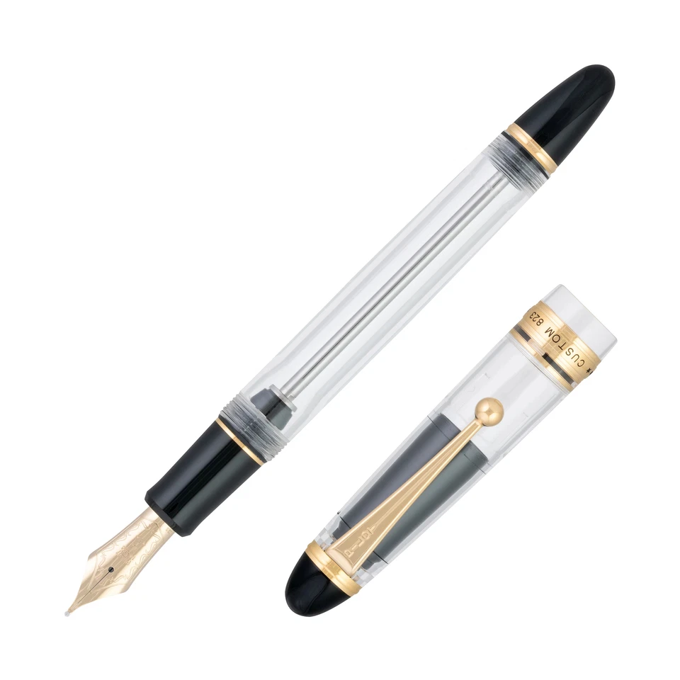 Pluma Estilográfica Pilot Custom 823 en Transparente con Borde Dorado - Oro 14K Punto Medio Foto 2 de 3