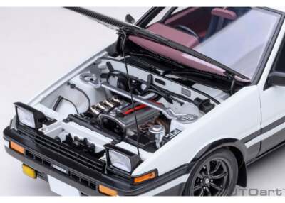 Autoart 1/18 Toyota Sprinter Trueno (AE86) 