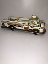 Marx Rare White Vintage 50s Tin Litho Emergency Fire Engine Ladder Truck NICE 