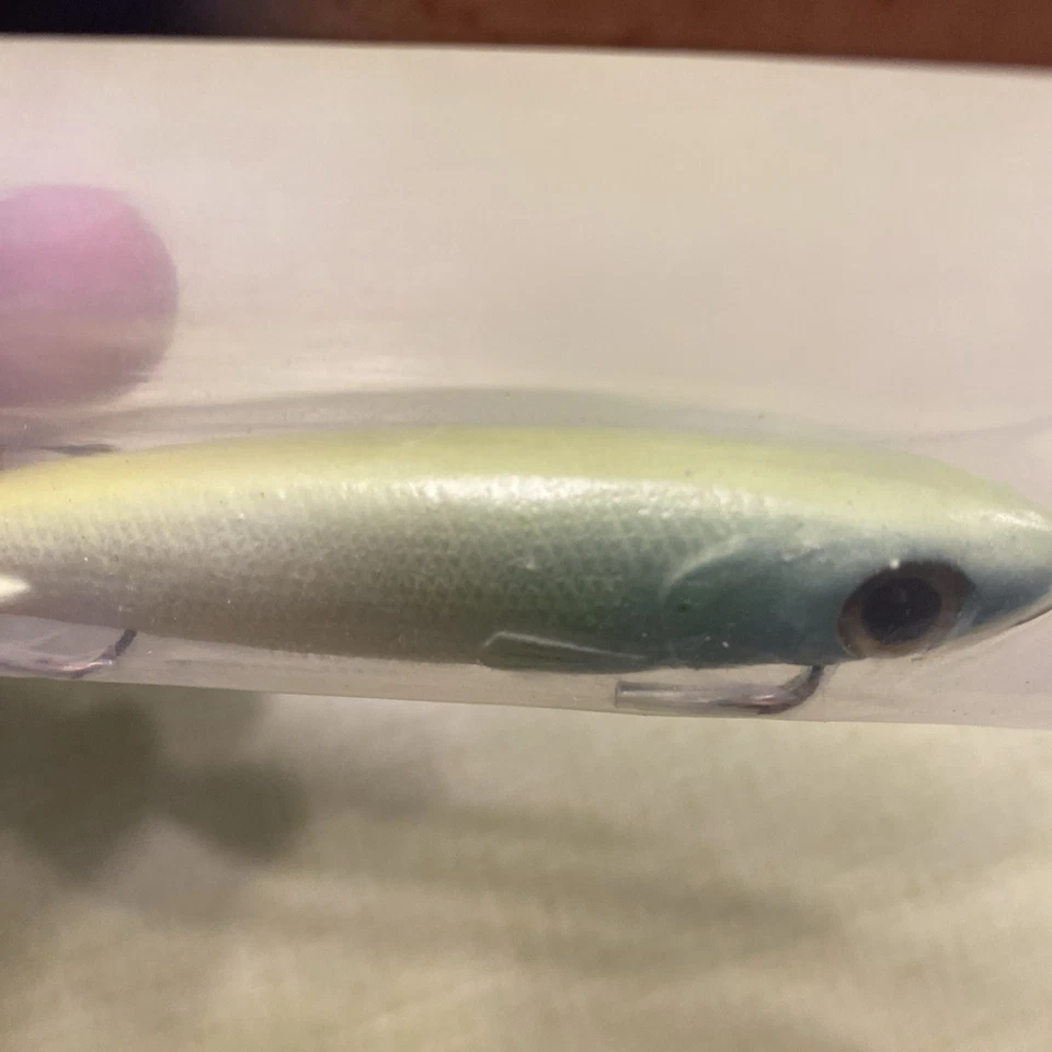 Señuelo de corcho holográfico Tsunami Chartreuse espalda/perla TSCK35-14 Foto 4 de 4