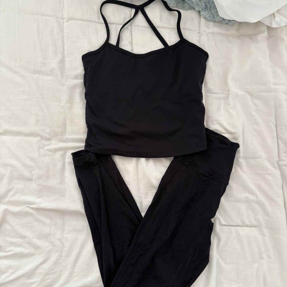 Black Rapidwear Activewear leggings and Singlet Set - Size M