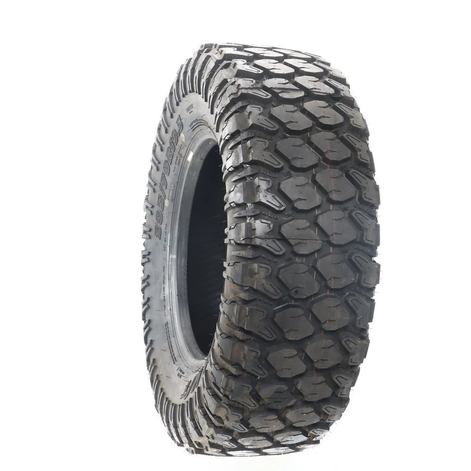 Fundadores LT 305/70R19.5 M/T 146/143K nuevos Foto 2 de 4