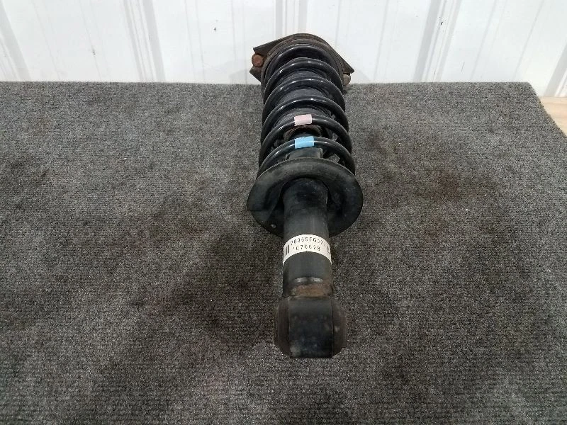 Conjunto de puntal trasero derecho pasajero Subaru Impreza WRX 2008-10 Foto 4 de 4