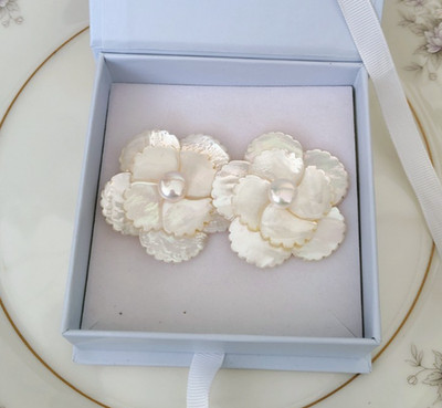 NWOT Nicola Bathie Mother of Pearl Floral Gold Plated Large Earrings with Box