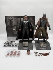 Hot Toys TMS038 Knightmare Batman & Superman ...