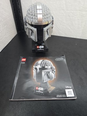 LEGO Star Wars: The Mandalorian Helmet Built Complete (75328) 