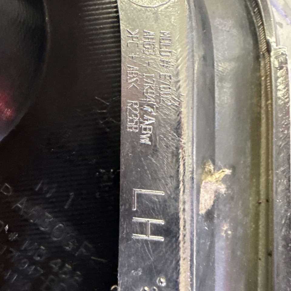 Cubierta de luz antiniebla Lincoln MKZ 2010 a 12 con bisel cromado Foto 4 de 4