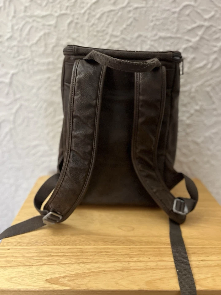 Mochila térmica Thirty-One Gifts marrón imitación cuero refrigerador bolsa aislada Foto 2 de 4