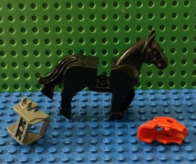 LEGO Black Horse Knight Castle Movable Legs Battle Helmet Armour with Saddle