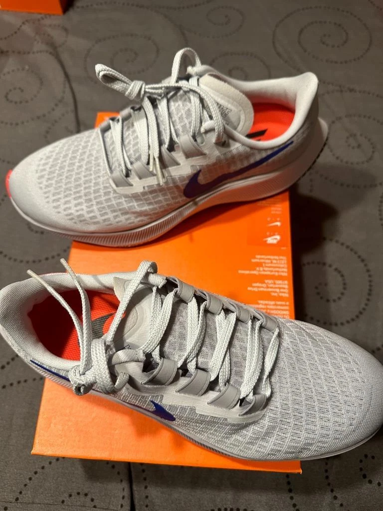 NIKE AIR ZOOM PEGASUS 37 CASUAL RUNNING SHOES 7 MEN NWB no LID $120.00
