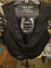 Cowgirl Tuff Co. women’s vest size small new without tags