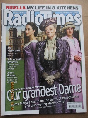 Radio  Times  magazine 25 Sept  - 1 Oct  2010  Dame Maggie Smith Cover