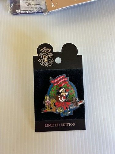 Disney Teddy Bear and Doll Weekend 2003 Epcot Pin Mickey Mouse Vintage - Picture 1 of 2