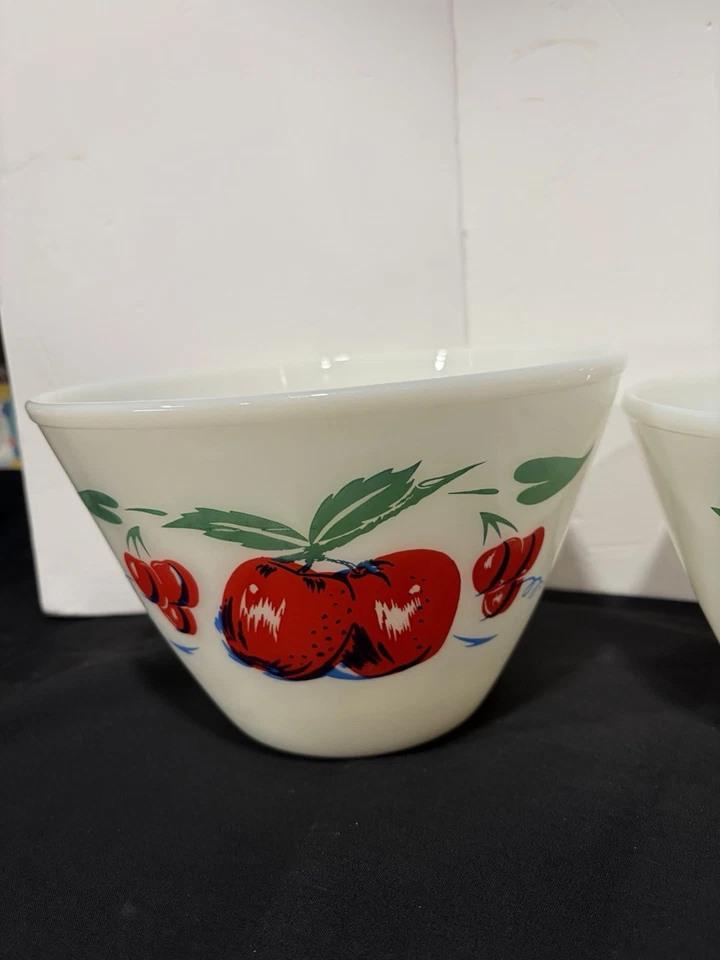 Juego de 5 cuencos mezcladores de manzana Fire-King • Vaso de leche vintage Anchor Hocking • Foto 2 de 4