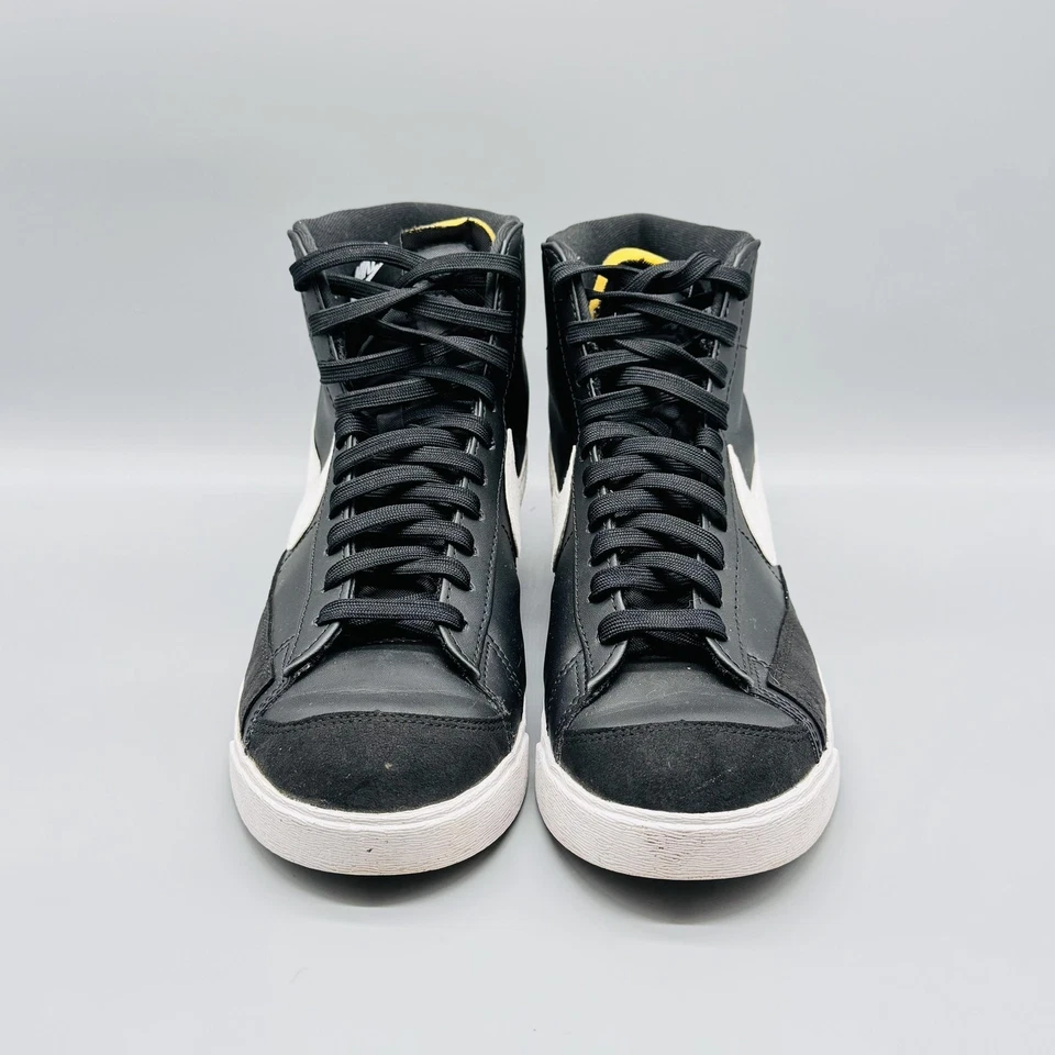Nike Shoes Womens 11 Black White Leather Blazer Mid 77 High Top Skate Sneakers - Image 3 of 4