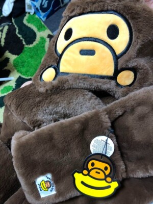 A BATHING APE BAPE A Bathing Ape Baby Milo Scarf | eBay