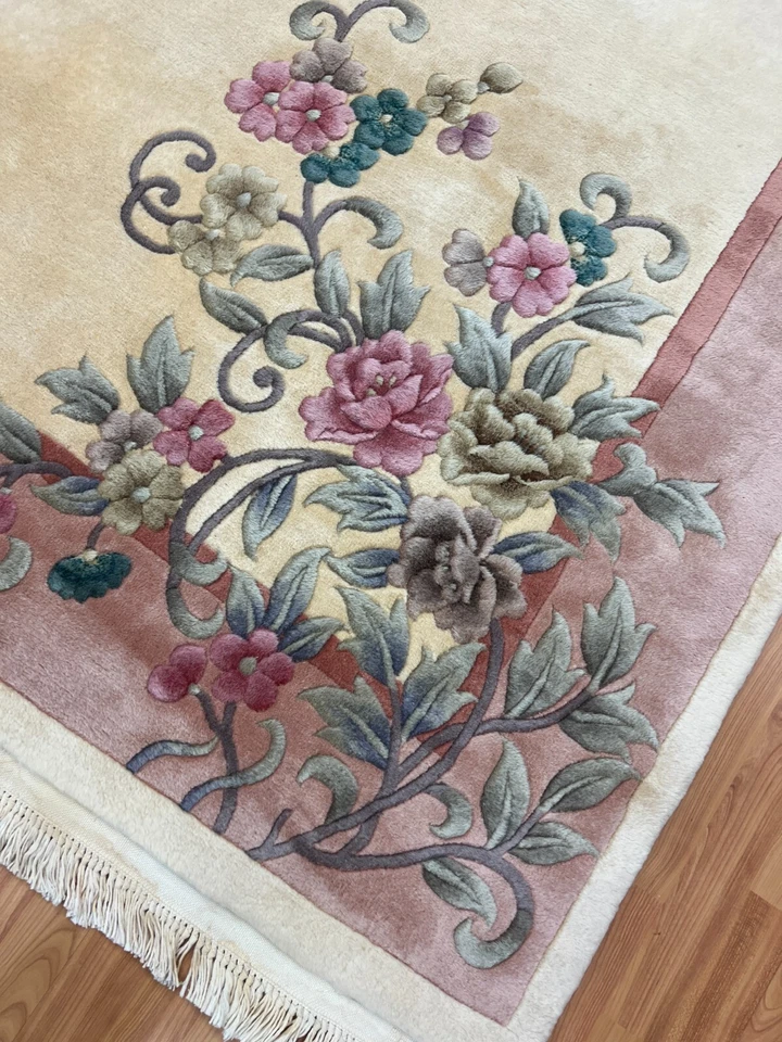 5'9" x 9' Chinese Art Deco Oriental Rug - Hand Made - 100% Wool - Image 3 of 4