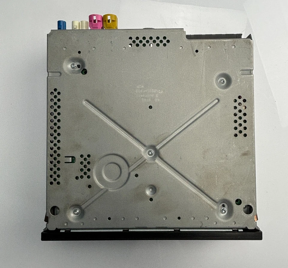 VW STEUERGERÄT FÜR INFORMATIONSELEKTRONIK MIT RADIO 3Q0035874C - Bild 4 von 4