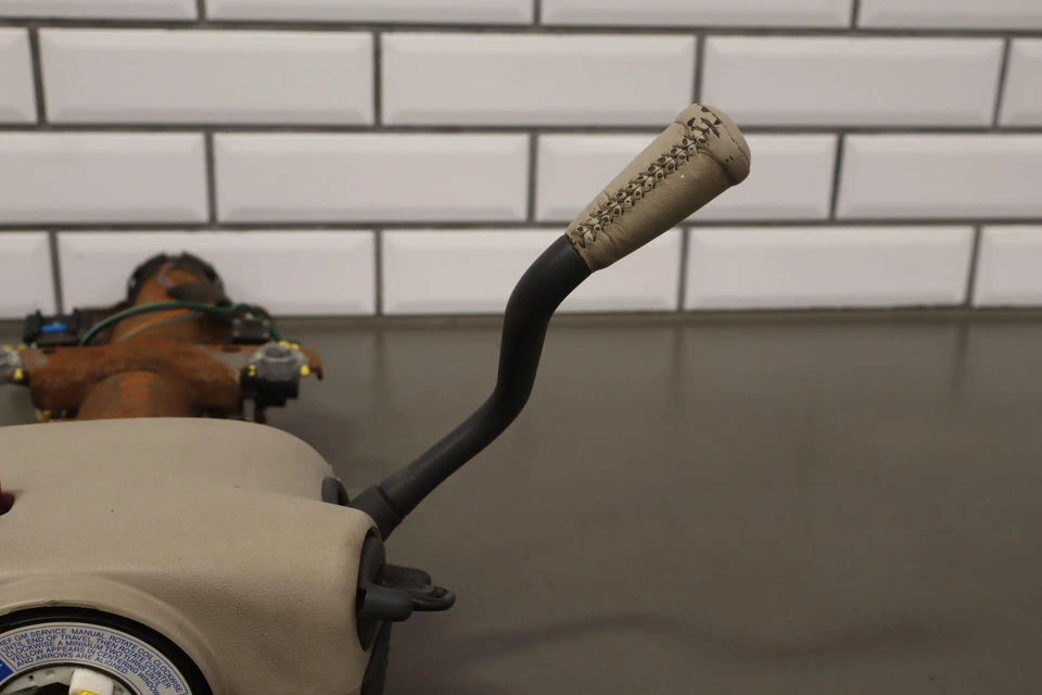 Cadillac Escalade GMT400 2000 columna de dirección inclinable con llave/interruptores Foto 4 de 4