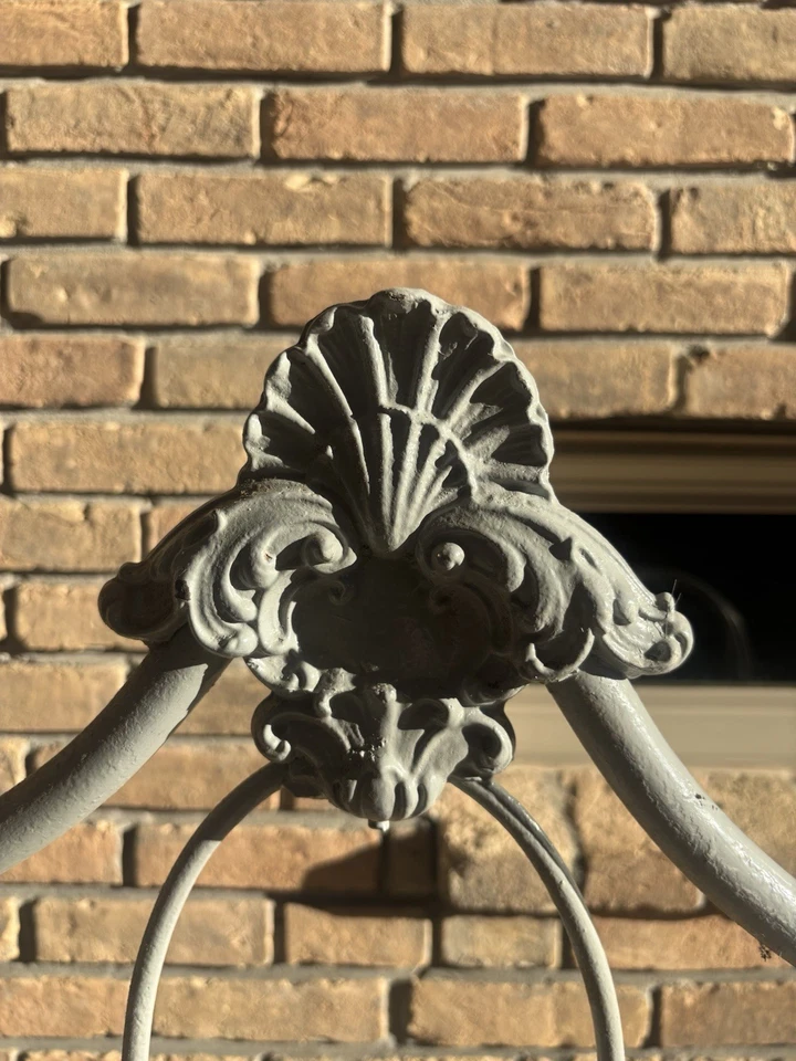 Antique Victorian Iron Bed Frame - Image 3 of 4