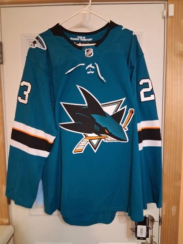 NHL  Autographed Home Jersey San Jose Sharks Barclay Goodrow.