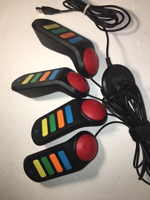 LOT 2 Jeux BUZZ! LE QUIZ DU SPORT ET MUSICAL + 4 MANETTES