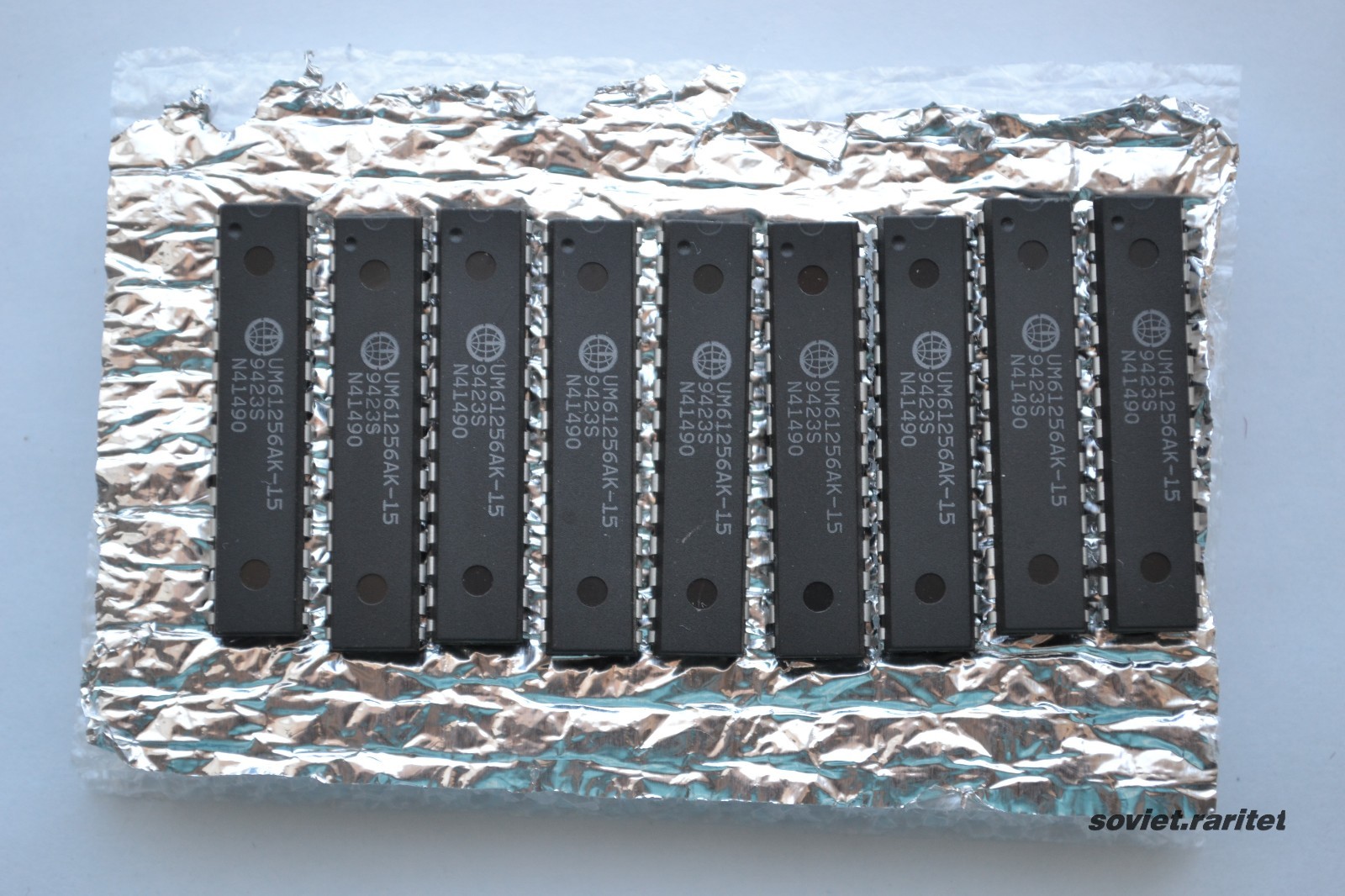 9X UM61256AK-15 Cache Memory For PC 386/486 Total 256Kb 15ns + Tag RAM - Picture 2 of 2