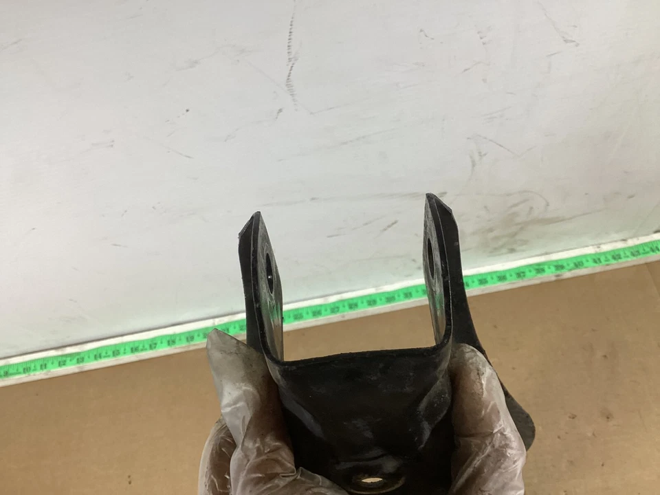 2012 - 2018 Volkswagen Beetle Lower Rear Right Side Control Arm 1K0505371 OEM . - Image 3 of 4