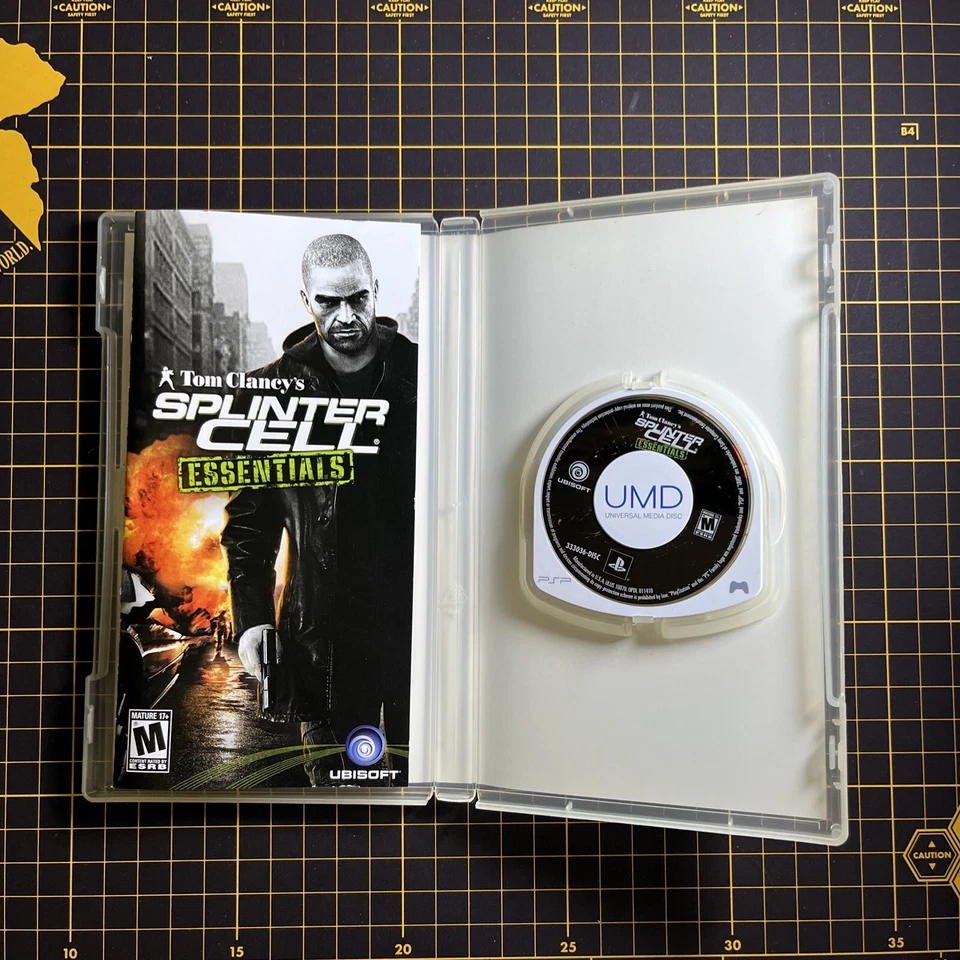 Lot 2 Tom Clancy's Splinter Cell Ghost Recon Ad Warfighter 2 Sony PSP Complete - Image 3 of 4