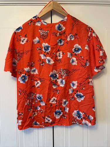 Gorgeous Red Herring Red Floral Flute Sleeve Top Size 14 Wrap Front Detail New - Picture 5 of 5