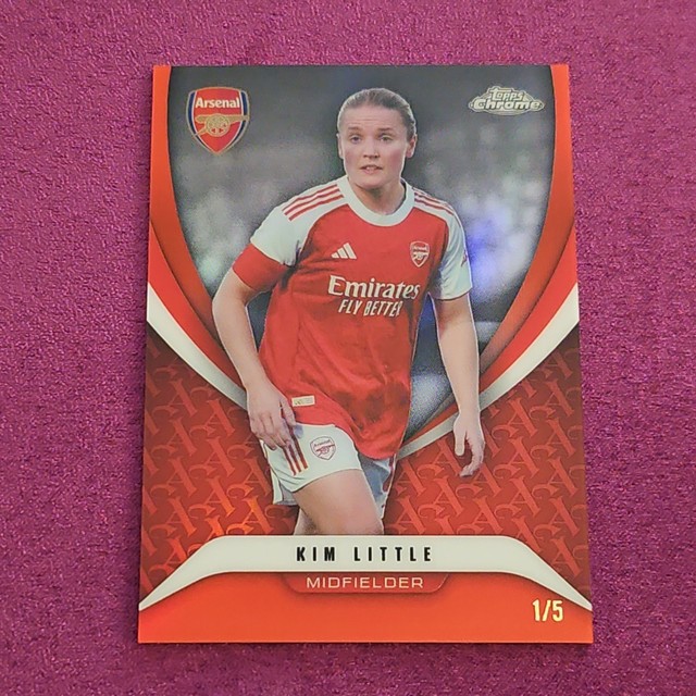 Topps Chrome Arsenal 2025-26 Kim Little 1/5 Colour Match Bookend