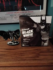 Batman: Black and White Statue Marshall Rogers - (DC Direct #1665 Of 3500)