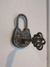 Skeleton Key in Lock Hook Coat Holder Hat Coat Hanger Cast Iron Vintage Style