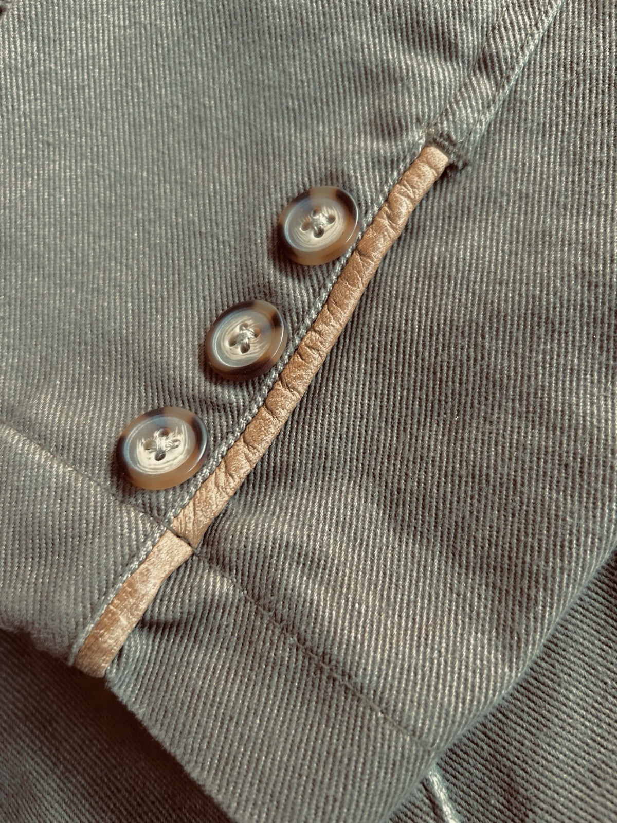 Orvis Mens/Unisex M Fly Fishing Zambezi Jacket Khaki Leather Elbow Patch image 5