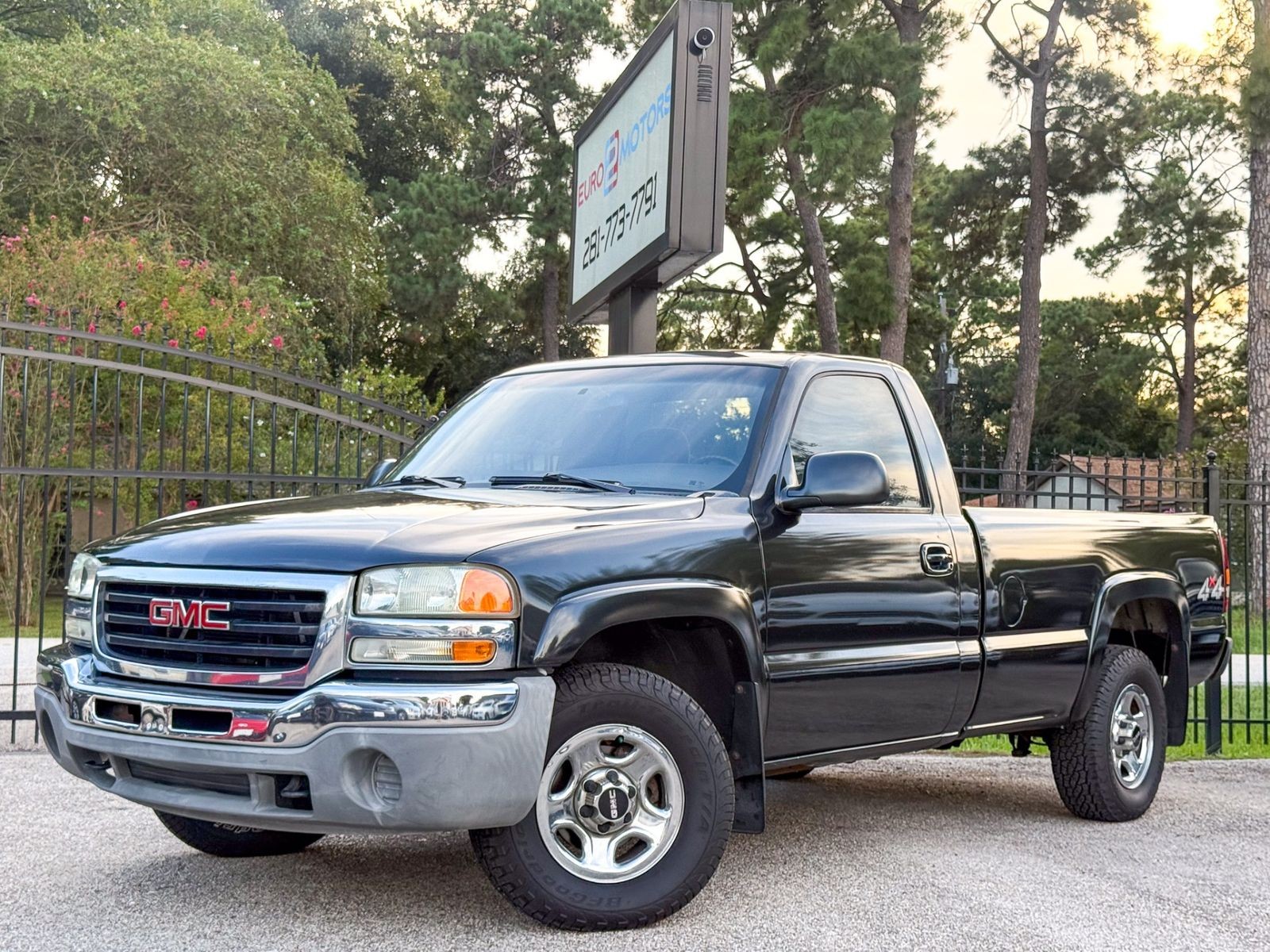 2003 GMC Sierra 1500 Work Truck