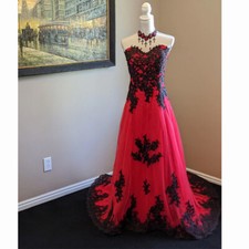 Gothic Black Red Wedding Dresses Strapless Corset Lace Appliques Bridal Gowns