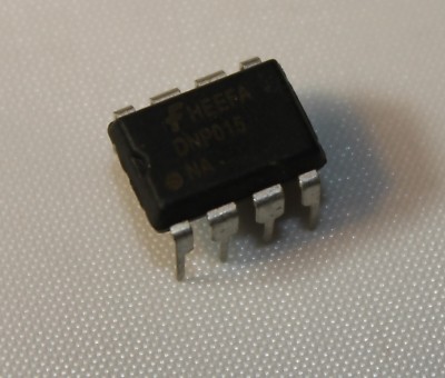 DNP015 DNP015NA DNP015-NA IC green mode Power Switch PWM inkl. IC Fassung
