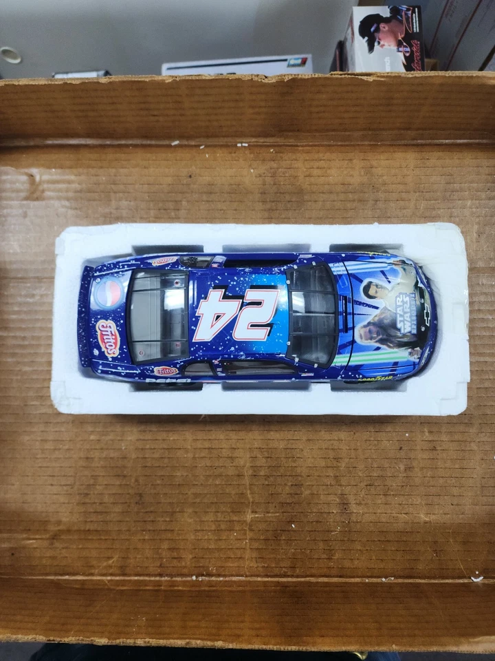 Revell 1999 Jeff Gordon Star Wars Pepsi Chevrolet Monte Carlo 1:18 Scale Diecast - Image 2 of 4