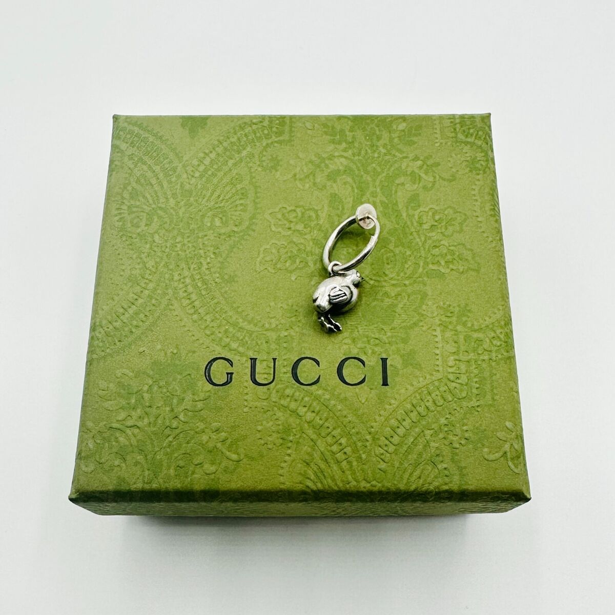 New Gucci 925 Silver Single Earring with Bird Charm 635584 New Gucci 925 Silver Single Earring with Bird Charm 635584
