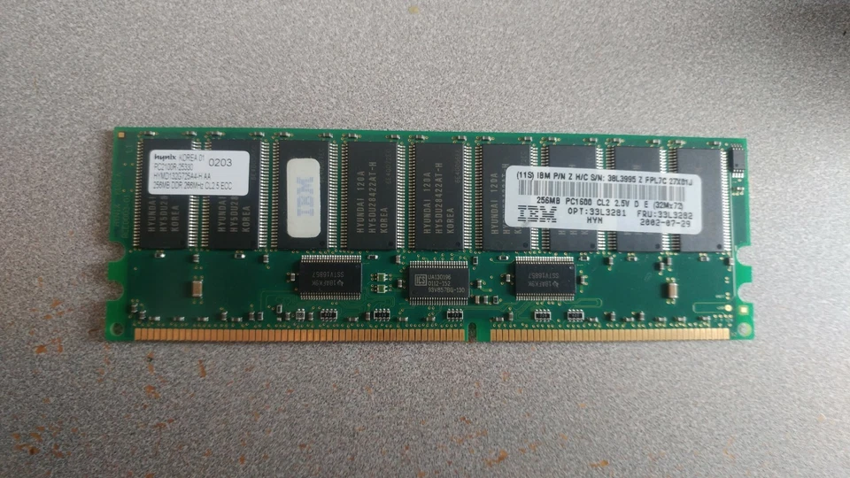 GENUINE IBM MEMORY MODULE 0PT: 33L3281 FRU: 33L3282 256MB PC1600 CL2 2.5V  RAM - Image 2 of 4
