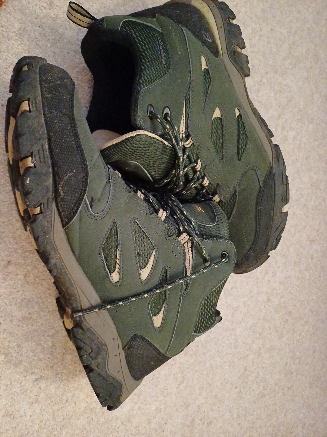 Regatta Walking Boots Size 9.5 Mens Waterproof Grey eBay