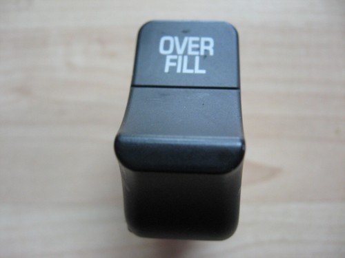 Kenworth Eaton P27-1131-029 Over Fill Overfill Switch 05679HM #M160MX - Picture 2 of 5