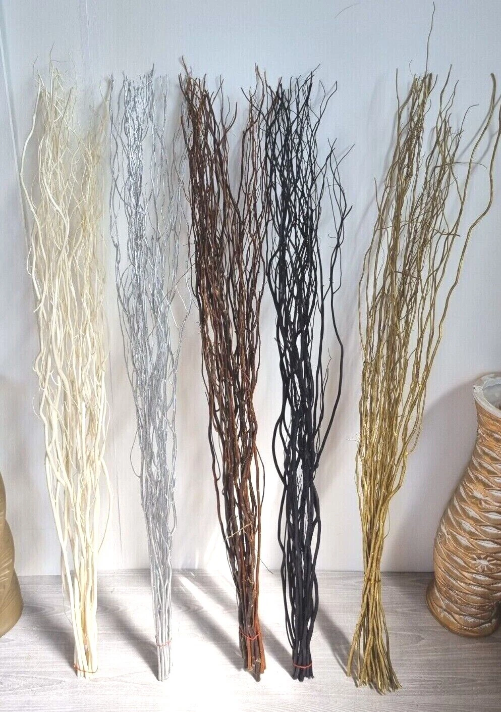 Twisted Willow Twig Branches Bunch Tall Floor Vase 115cm Brown Black Silver Gold
Opens in a new wind