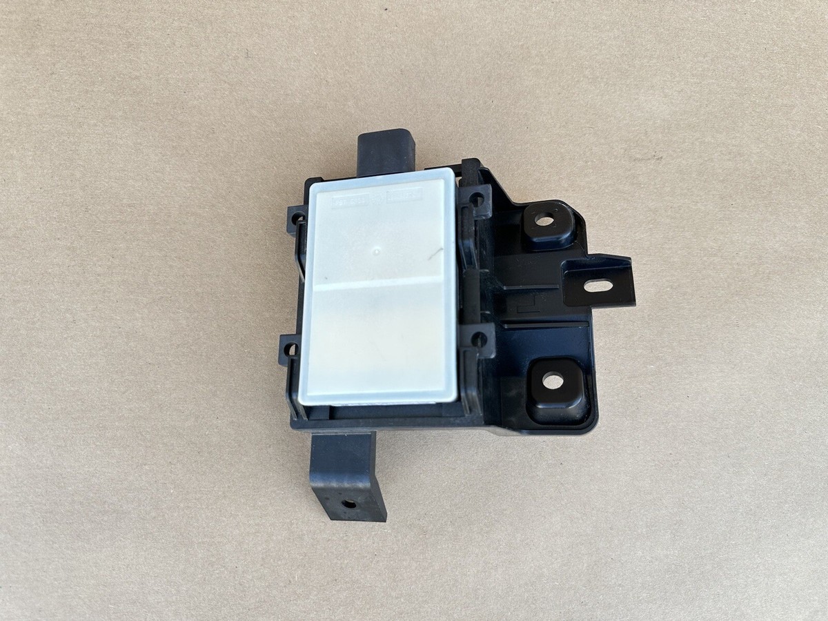 2021-2024 Genesis G80 OEM Front Left Corner Blind Spot Radar
