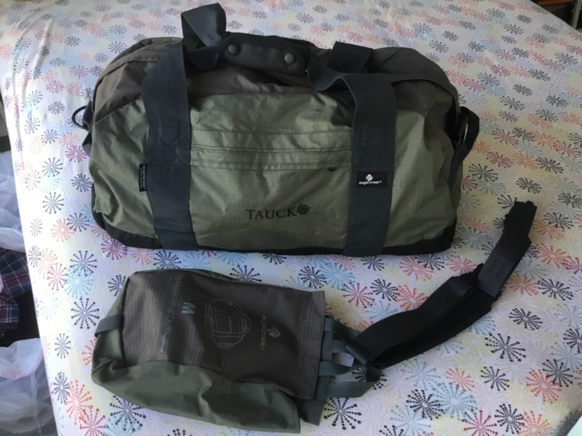 Eagle Creek TAUCK MEDIUM Green No Matter What Duffle Duffel Bag