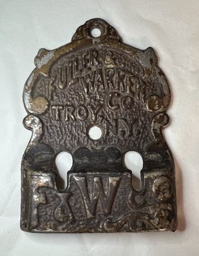 2 Ornate Vintage Black Cast Iron WALL Mounts Metal Hardware Salvage Troy Albany