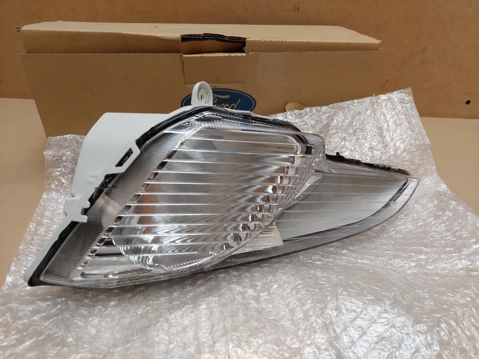 Ford Ecosport Mk2 Front Left Indicator Light 2011-2022 2235537 Genuine NEW - Image 3 of 4